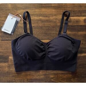 Quince Women’s Medium Nursing Bra Seamless Wireless Ribbed Stretch Adjustable